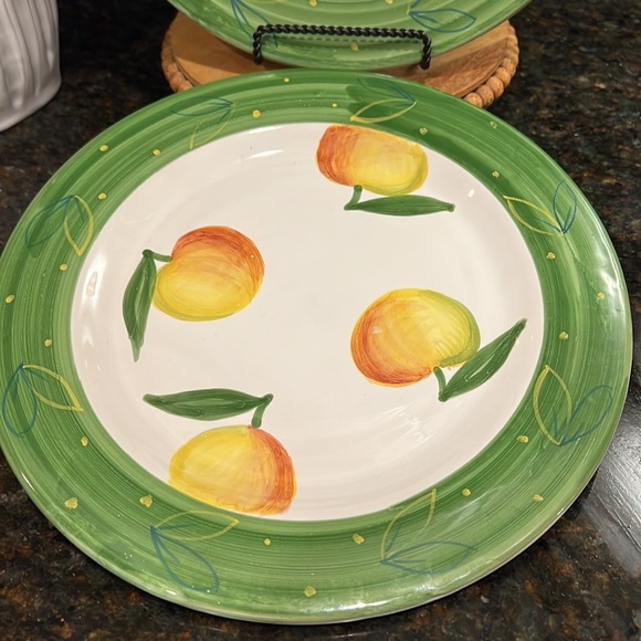 NWT The Cellar Set of 2 Apple Plates - Picture 2 of 8